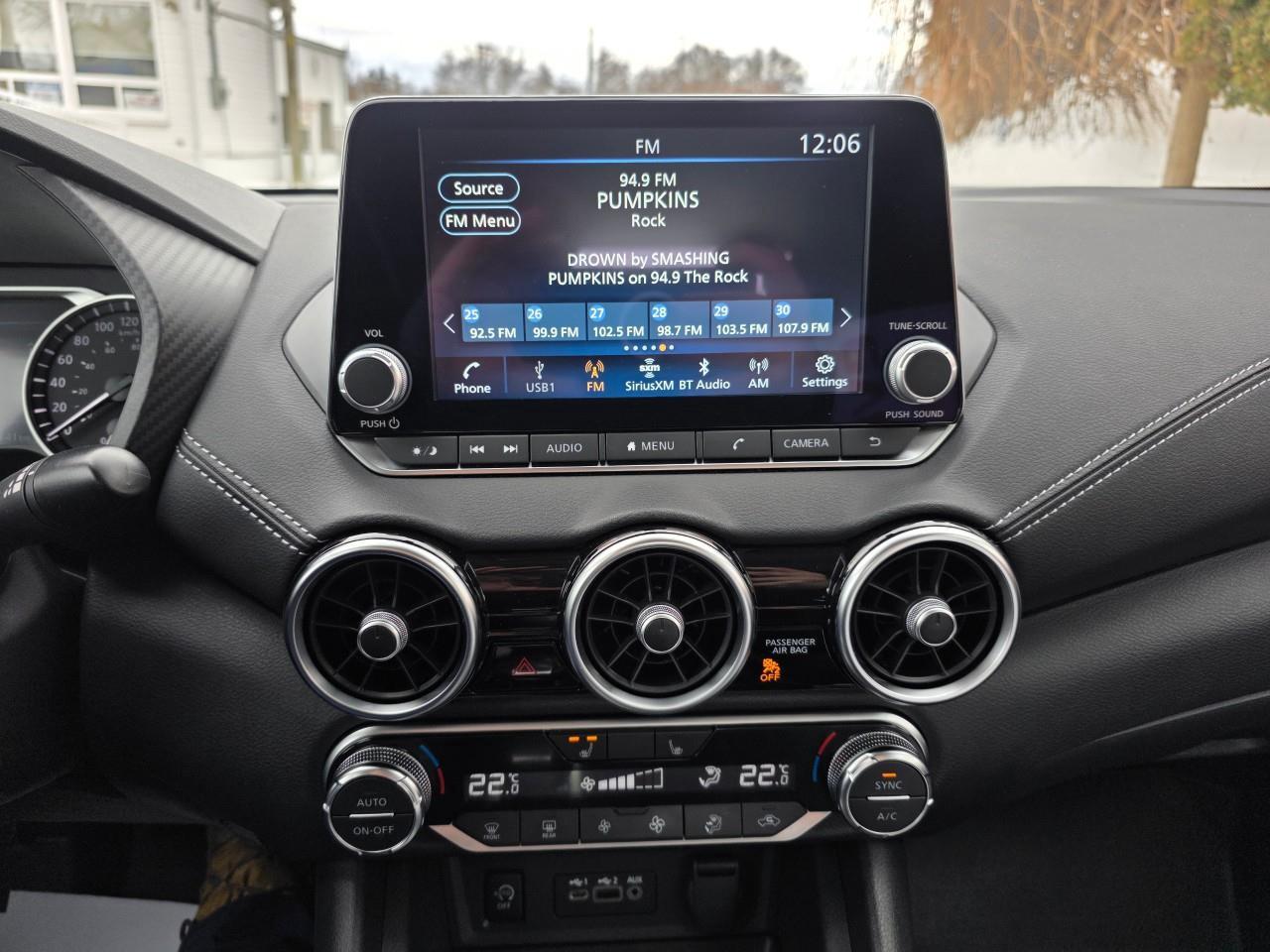 2024 Nissan Sentra SV 4DR SEDAN Photo