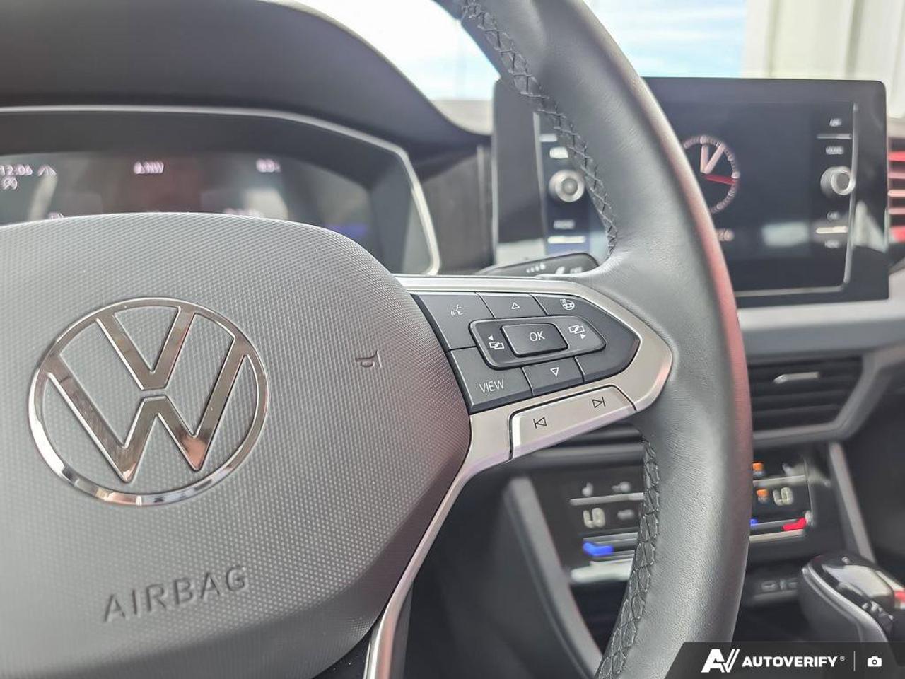 2025 Volkswagen Jetta Comfortline | Apple Car Play | Android Auto | Heated Seats | Photo