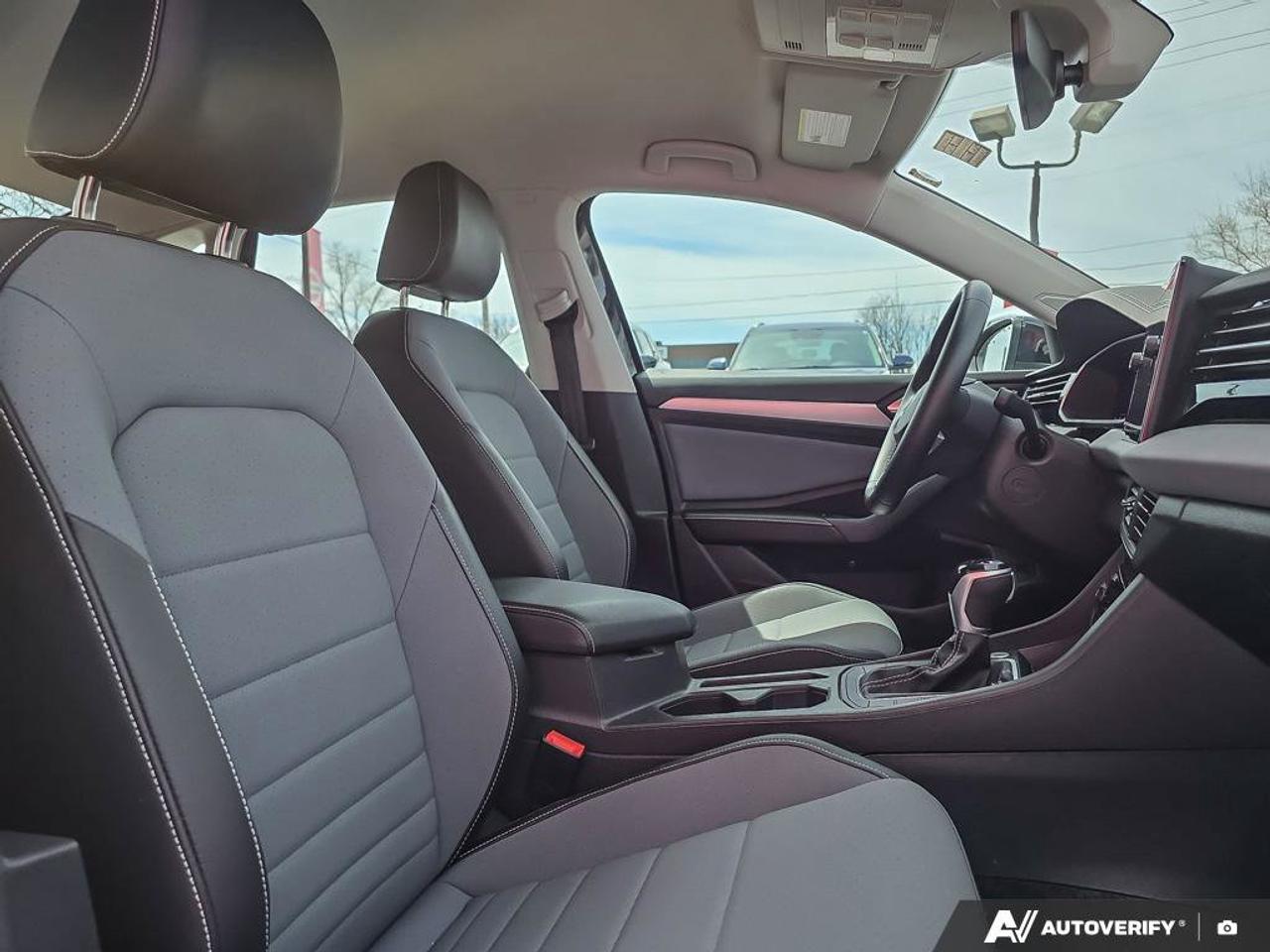 2025 Volkswagen Jetta Comfortline | Apple Car Play | Android Auto | Heated Seats | Photo