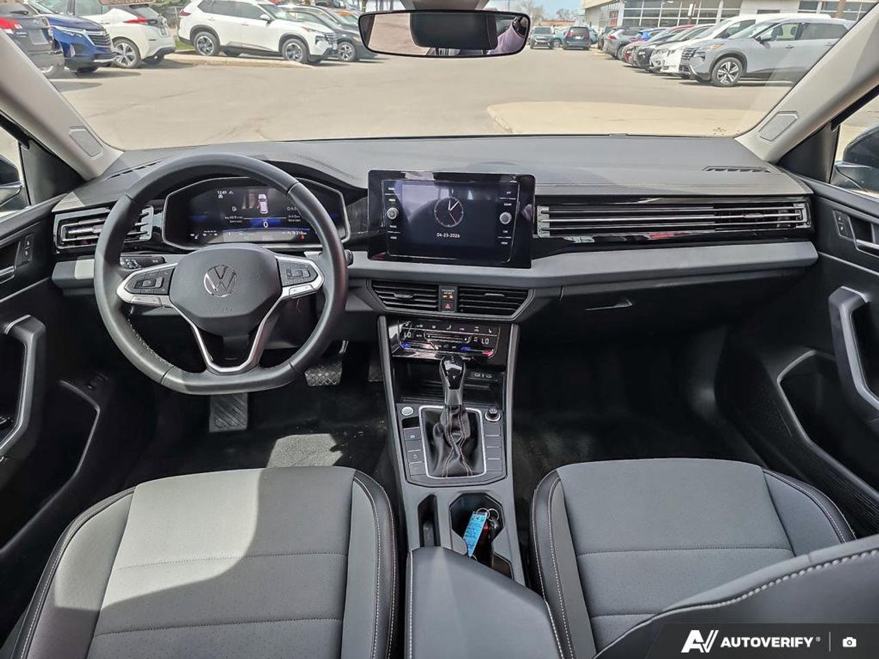 2025 Volkswagen Jetta Comfortline | Apple Car Play | Android Auto | Heated Seats | Photo