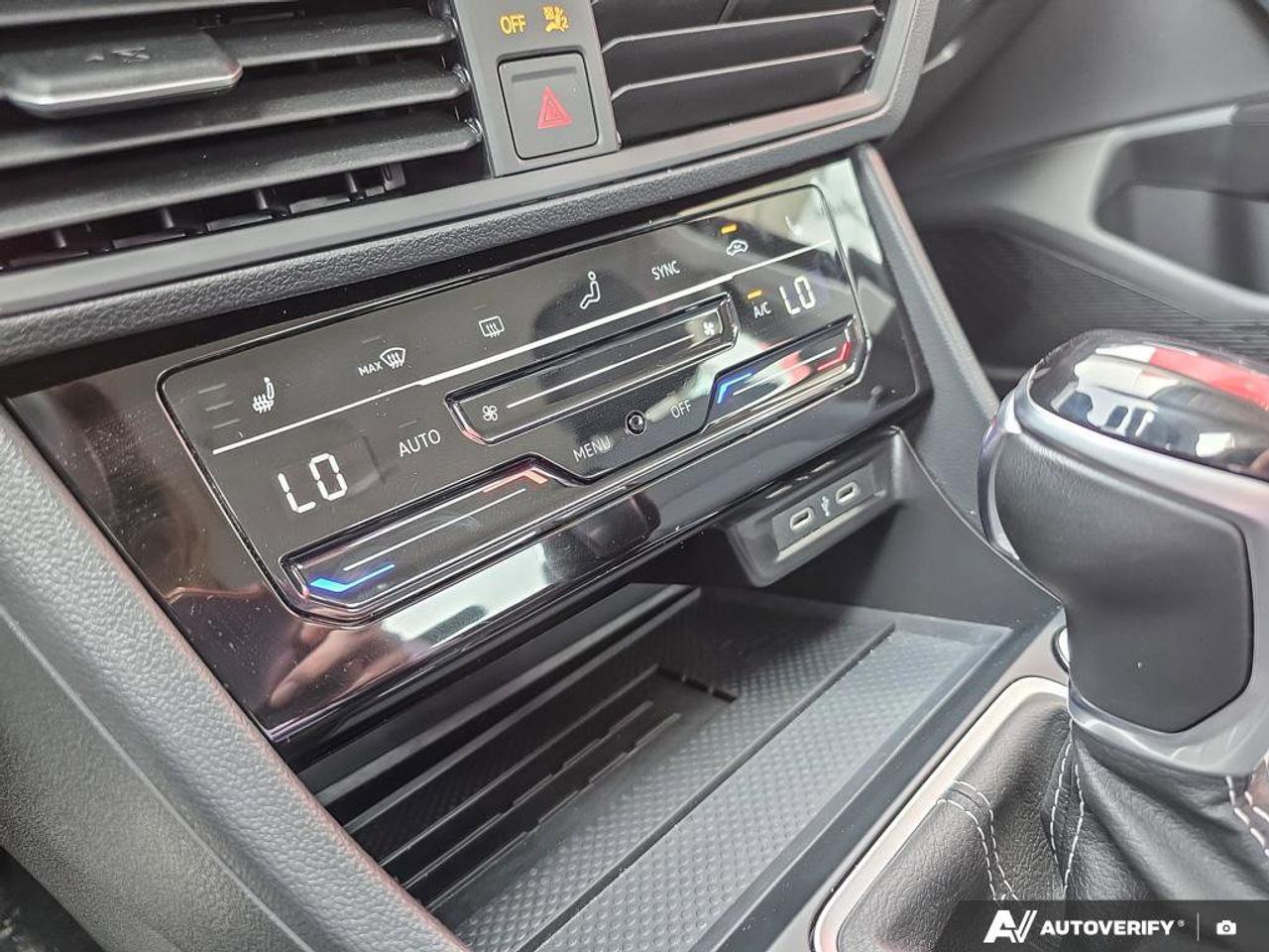 2025 Volkswagen Jetta Comfortline | Apple Car Play | Android Auto | Heated Seats | Photo