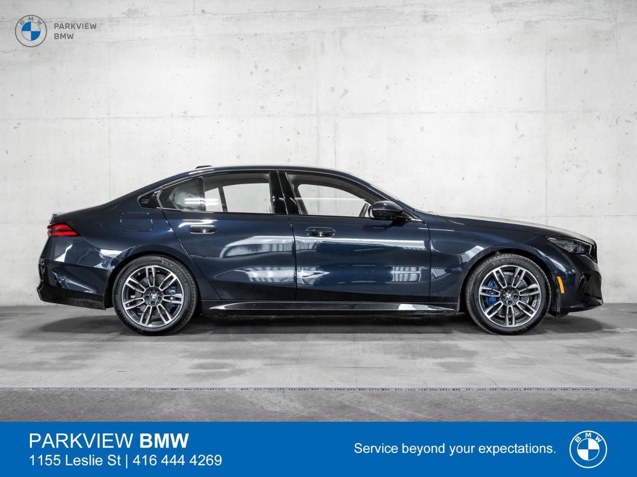 2026 BMW 530 i xDrive 4dr All-Wheel Drive Sedan Photo3