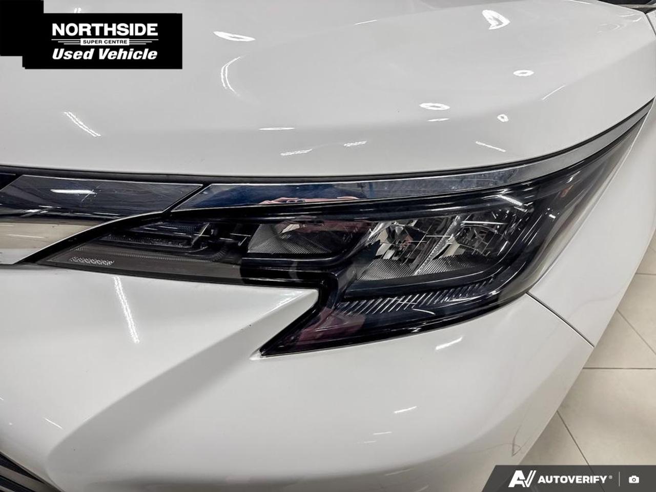 2024 Toyota Sienna LE 8-Passenger 4dr Front-Wheel Drive Passenger Van Photo