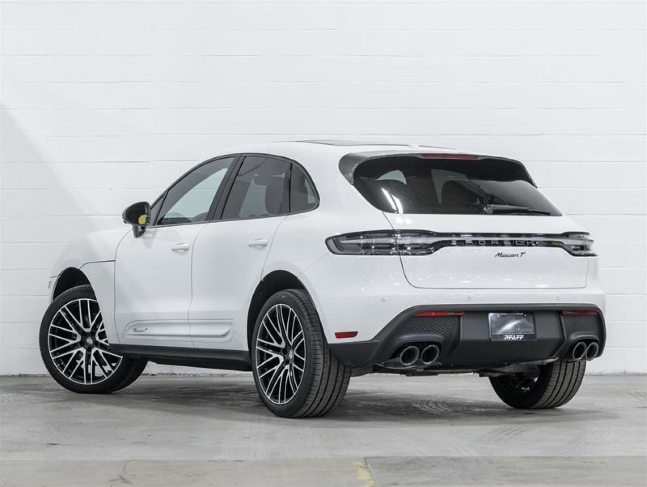 2026 Porsche Macan  Photo
