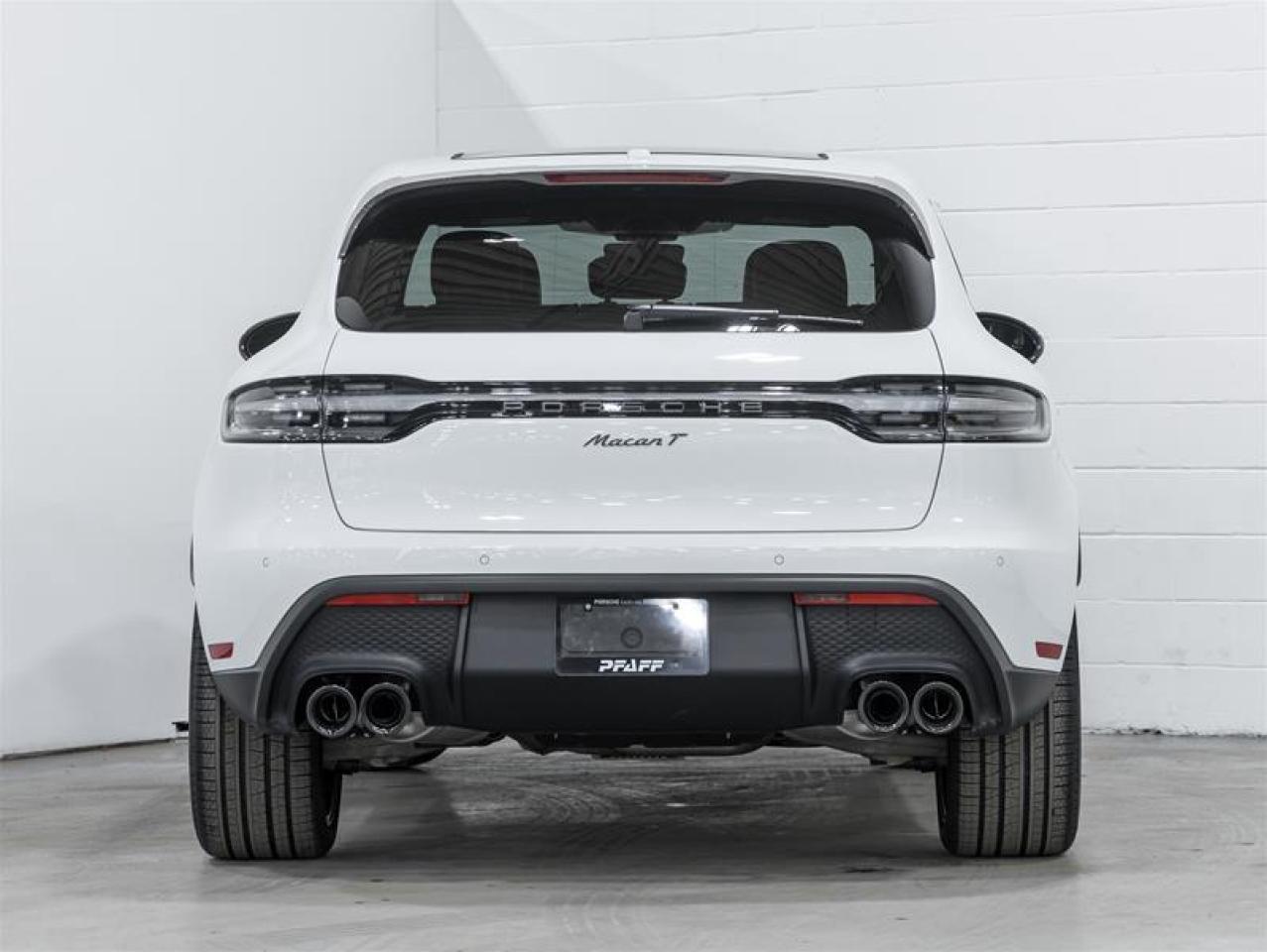 2026 Porsche Macan  Photo