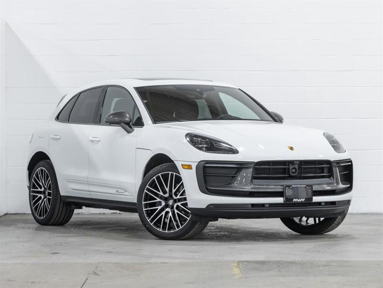 2026 Porsche Macan  Photo