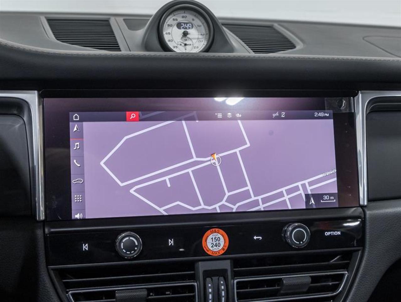 2026 Porsche Macan  Photo