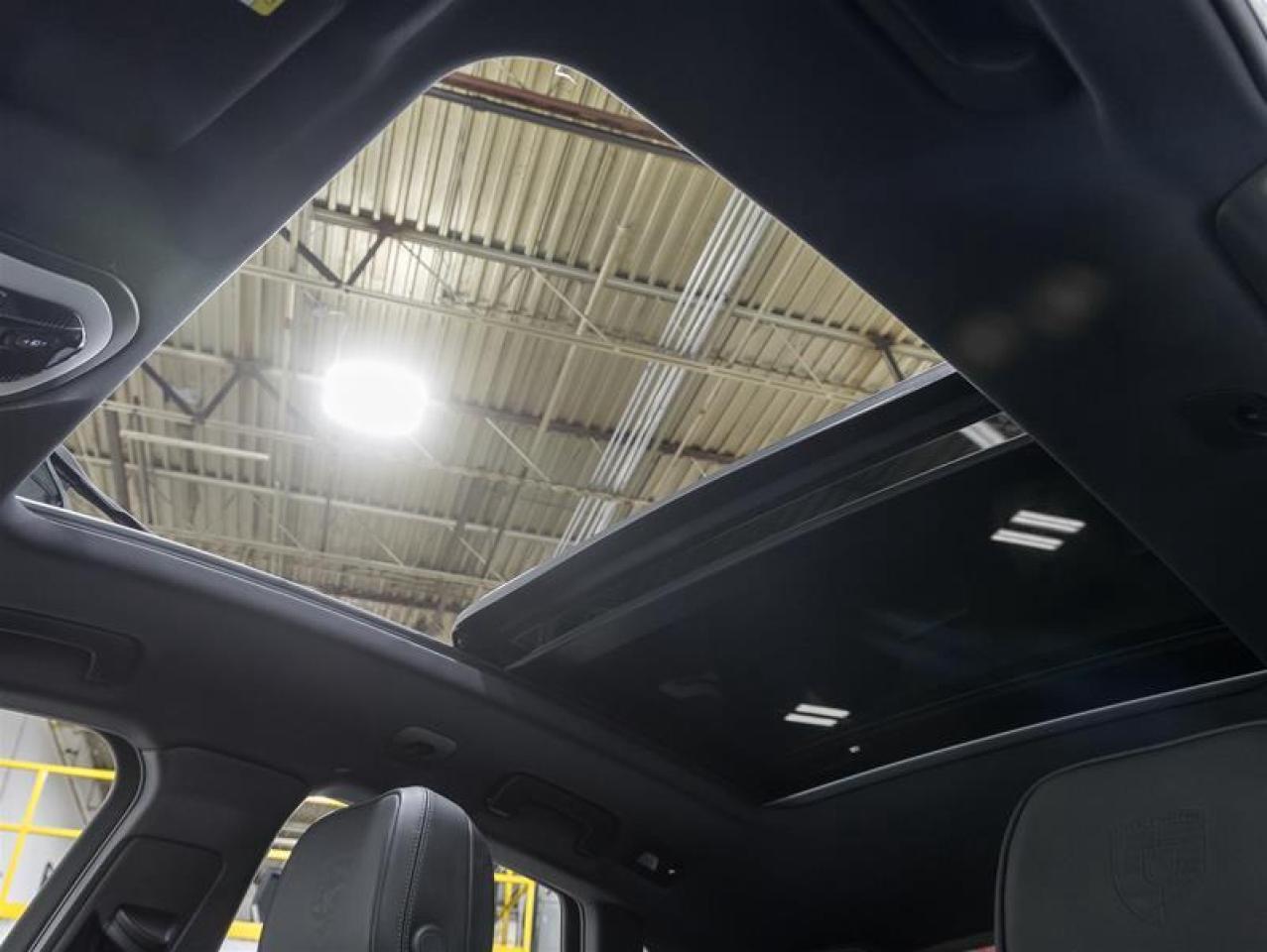 2026 Porsche Macan  Photo