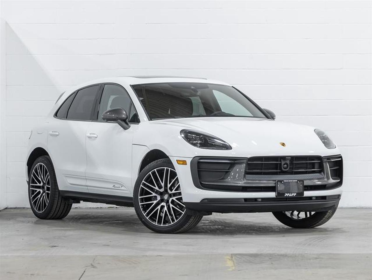 2026 Porsche Macan  Photo