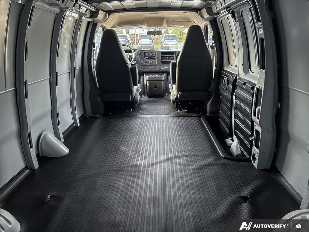 2026 Chevrolet Express 2500 Work Van Rear-Wheel Drive Extended Cargo Van Photo
