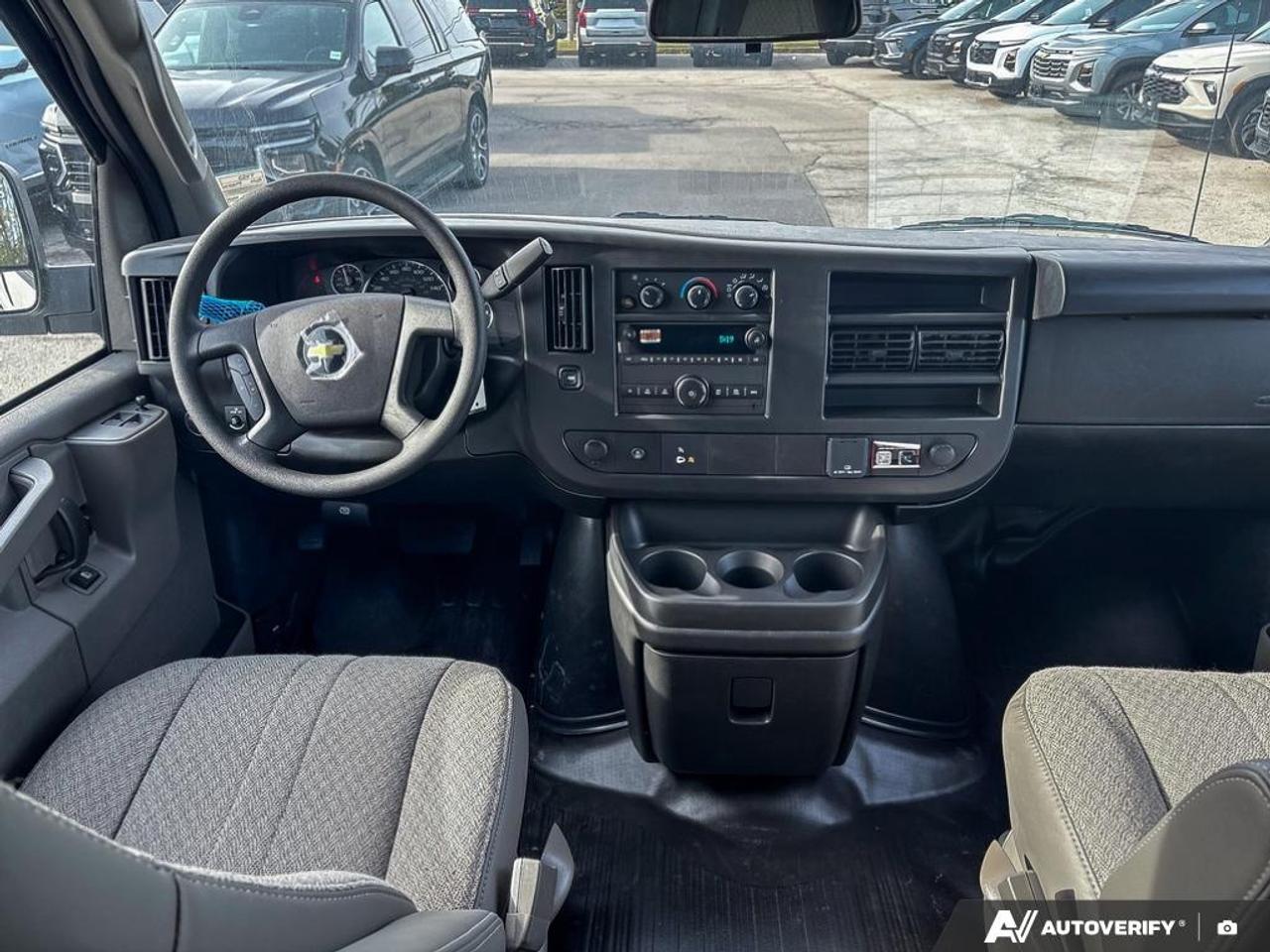 2026 Chevrolet Express 2500 Work Van Rear-Wheel Drive Extended Cargo Van Photo