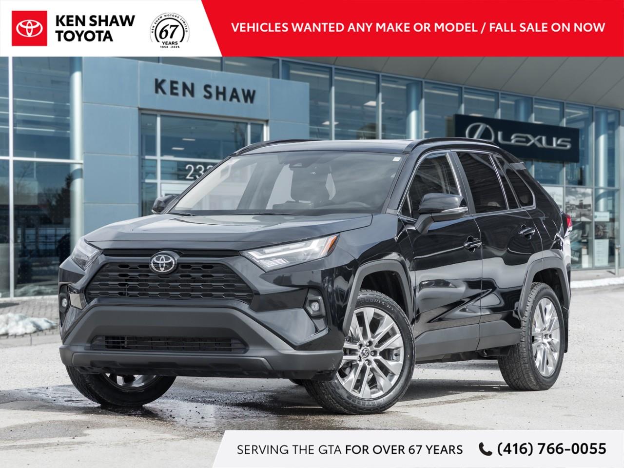 2023 Toyota RAV4 XLE 4dr All-wheel Drive Photo0