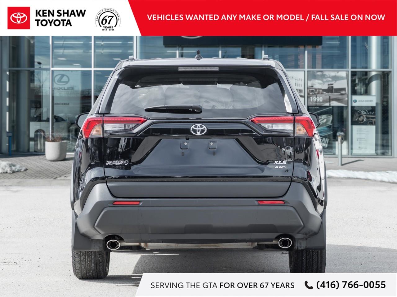 2023 Toyota RAV4 XLE 4dr All-wheel Drive Photo