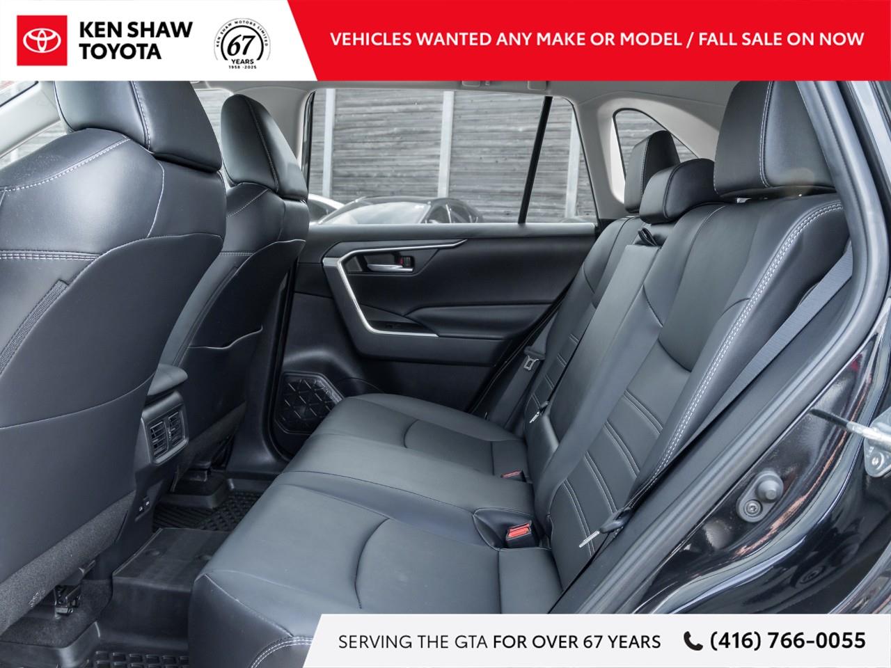 2023 Toyota RAV4 XLE 4dr All-wheel Drive Photo