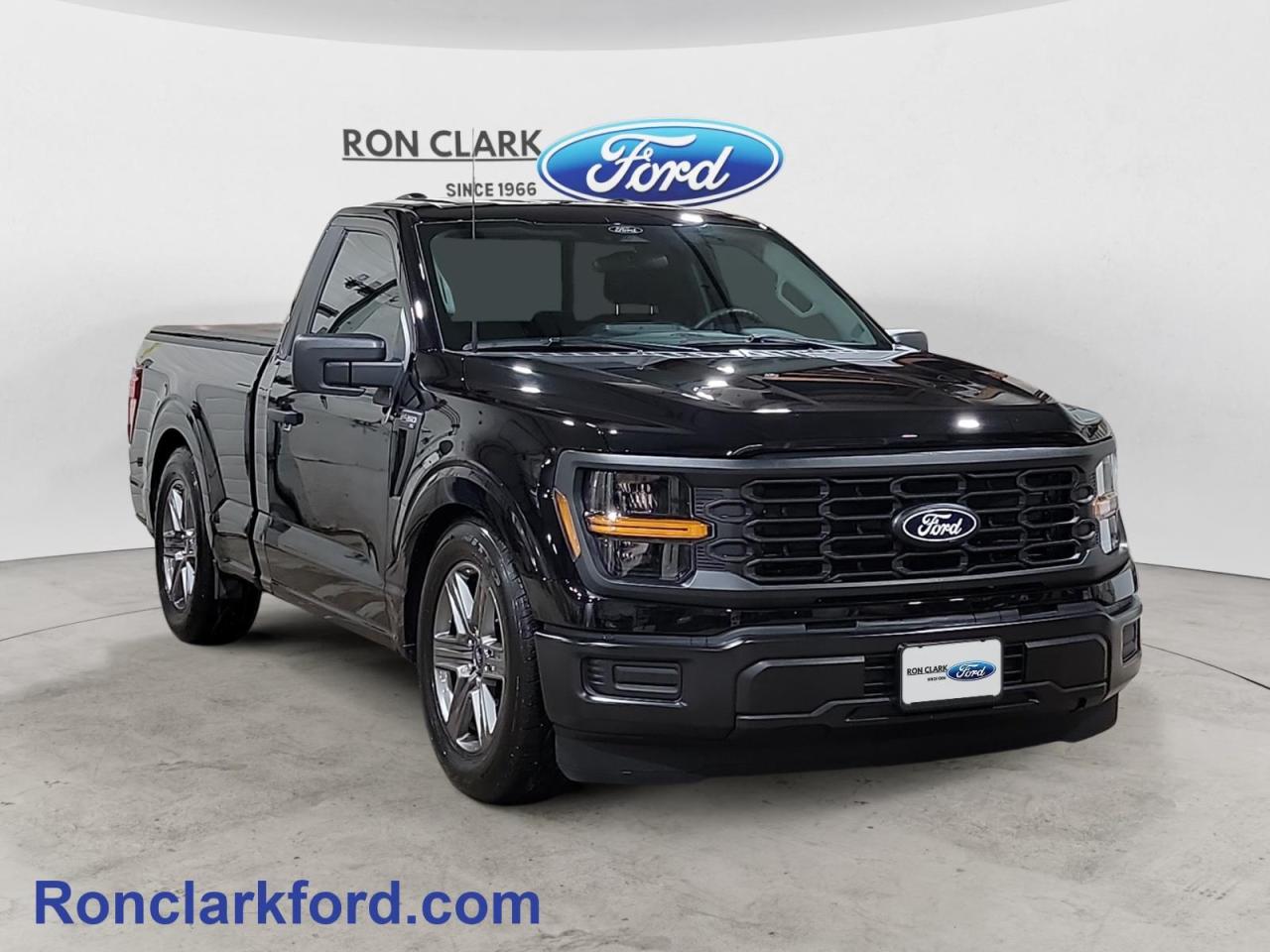 Used 2025 Ford F-150 XL 4x2 Regular Cab 6.5 ft. box 122 in. WB for sale in Wyoming, ON