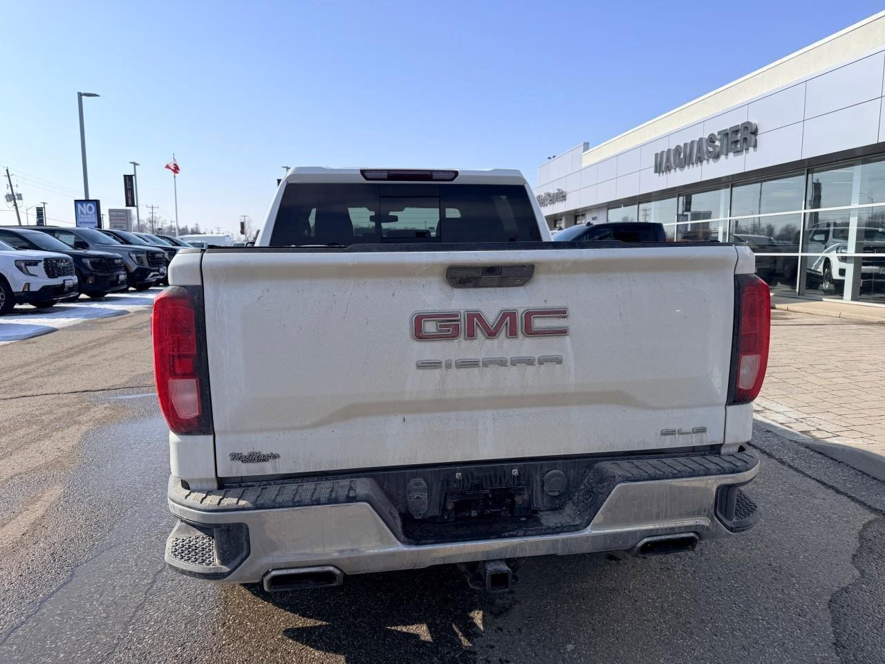 2019 GMC Sierra 1500 SLESLE, 5.3L V8, 4X4, ALLOYS, CLOTH, 1-OWNER, CERT Photo