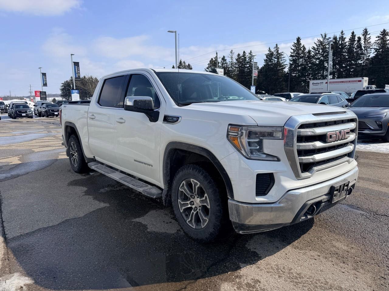 2019 GMC Sierra 1500 SLESLE, 5.3L V8, 4X4, ALLOYS, CLOTH, 1-OWNER, CERT Photo