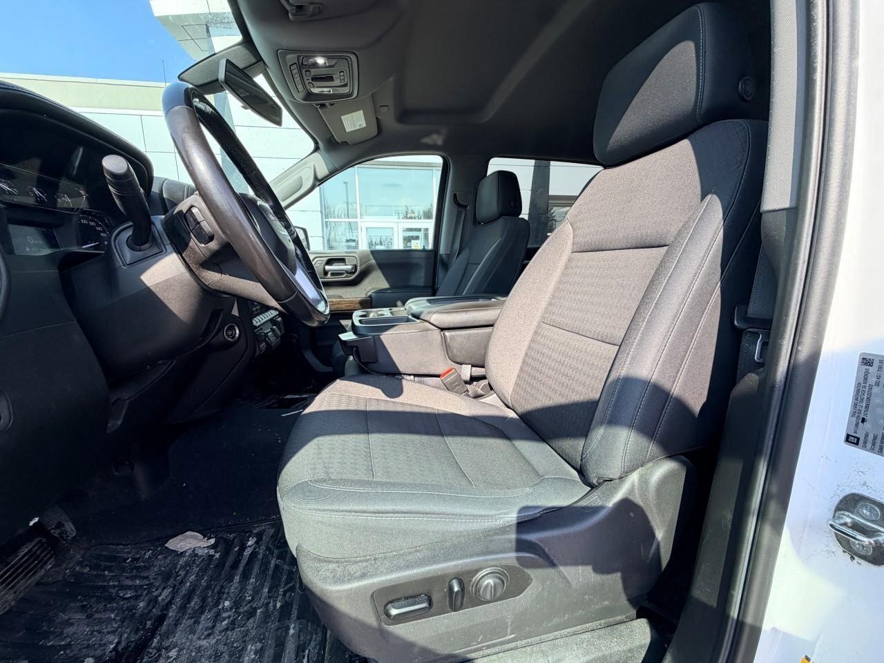 2019 GMC Sierra 1500 SLESLE, 5.3L V8, 4X4, ALLOYS, CLOTH, 1-OWNER, CERT Photo
