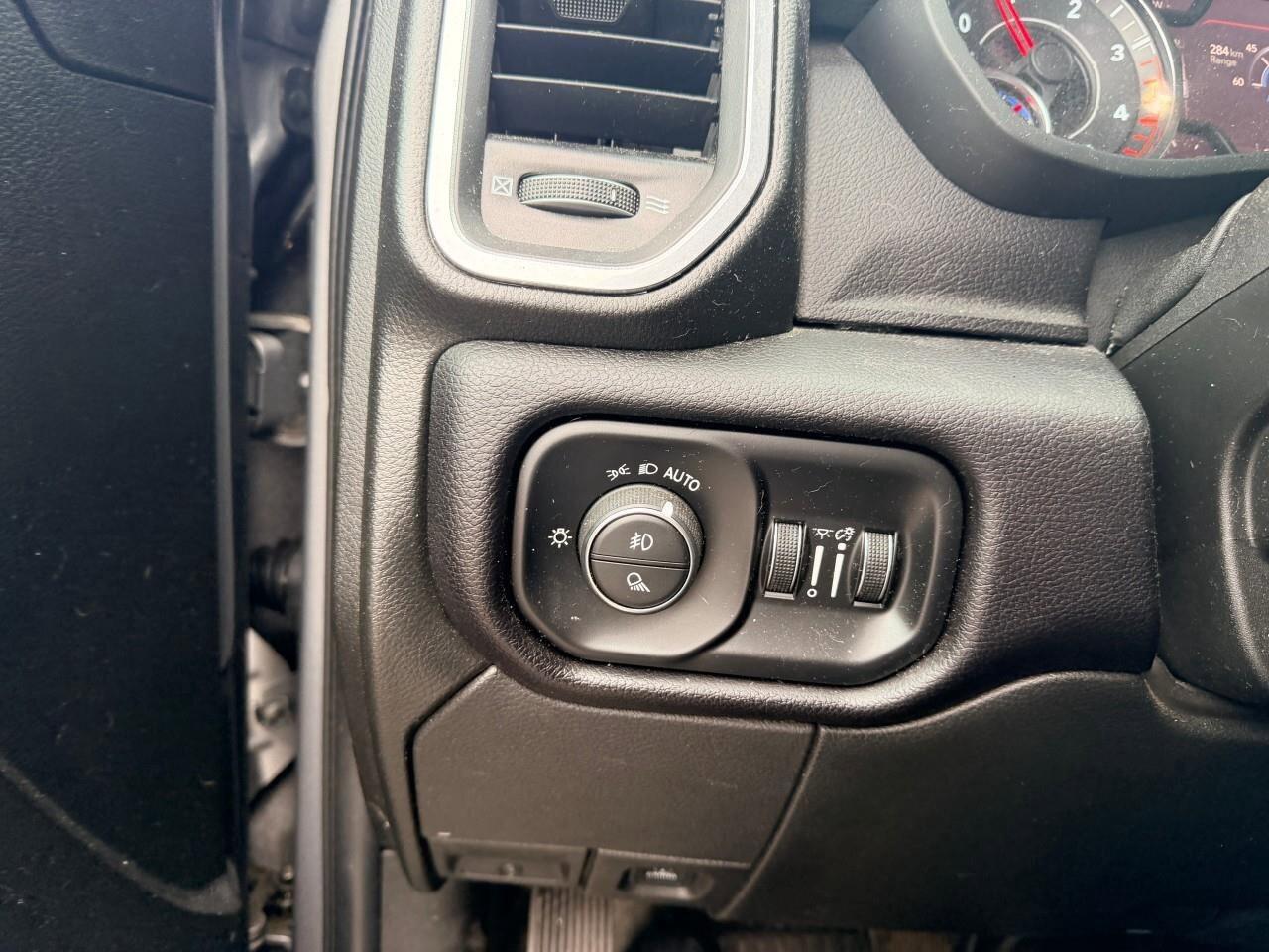 2022 RAM 2500 LaramieLARAMIE, 6.7L DIESEL, MEGA CAB, 4X4, ALLOYS Photo