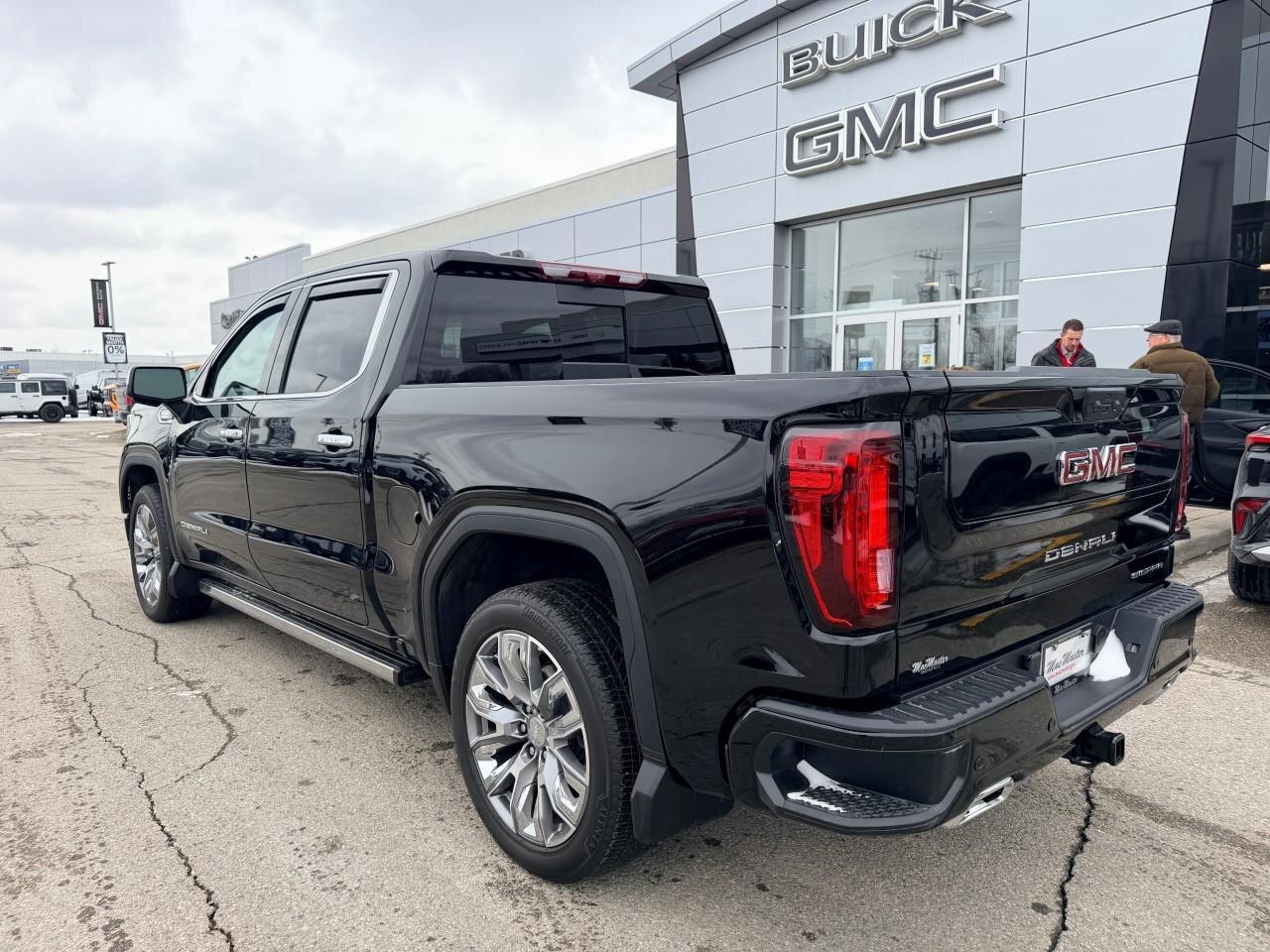 2025 GMC Sierra 1500 DenaliDENALI, 4X4, 3.0L DIESEL, ALLOYS, LEATHER, 1 Photo3