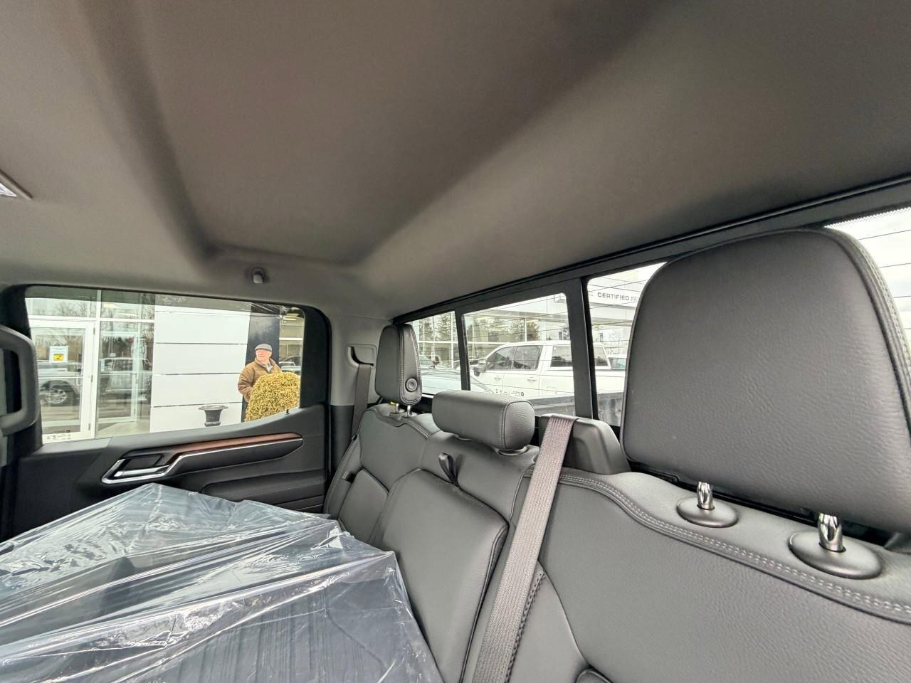 2025 GMC Sierra 1500 DenaliDENALI, 4X4, 3.0L DIESEL, ALLOYS, LEATHER, 1 Photo