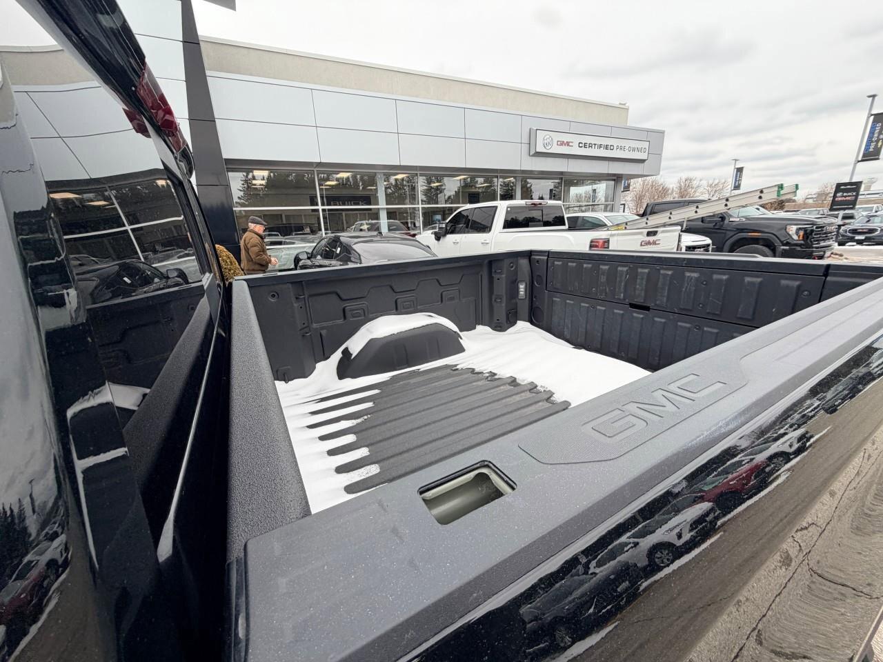 2025 GMC Sierra 1500 DenaliDENALI, 4X4, 3.0L DIESEL, ALLOYS, LEATHER, 1 Photo