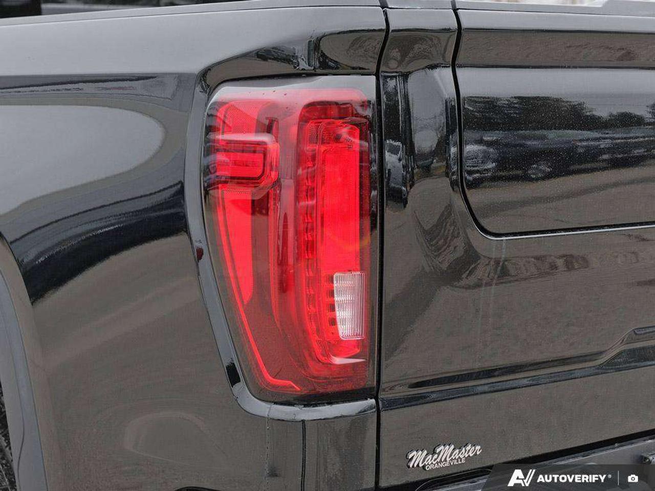 2025 GMC Sierra 1500 DENALI, 4X4, 3.0L DIESEL, ALLOYS, LEATHER, 1-OWNER, CERTIFIED PREOWNED! Photo