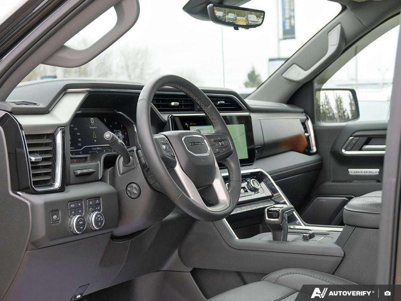 2025 GMC Sierra 1500 DENALI, 4X4, 3.0L DIESEL, ALLOYS, LEATHER, 1-OWNER, CERTIFIED PREOWNED! Photo