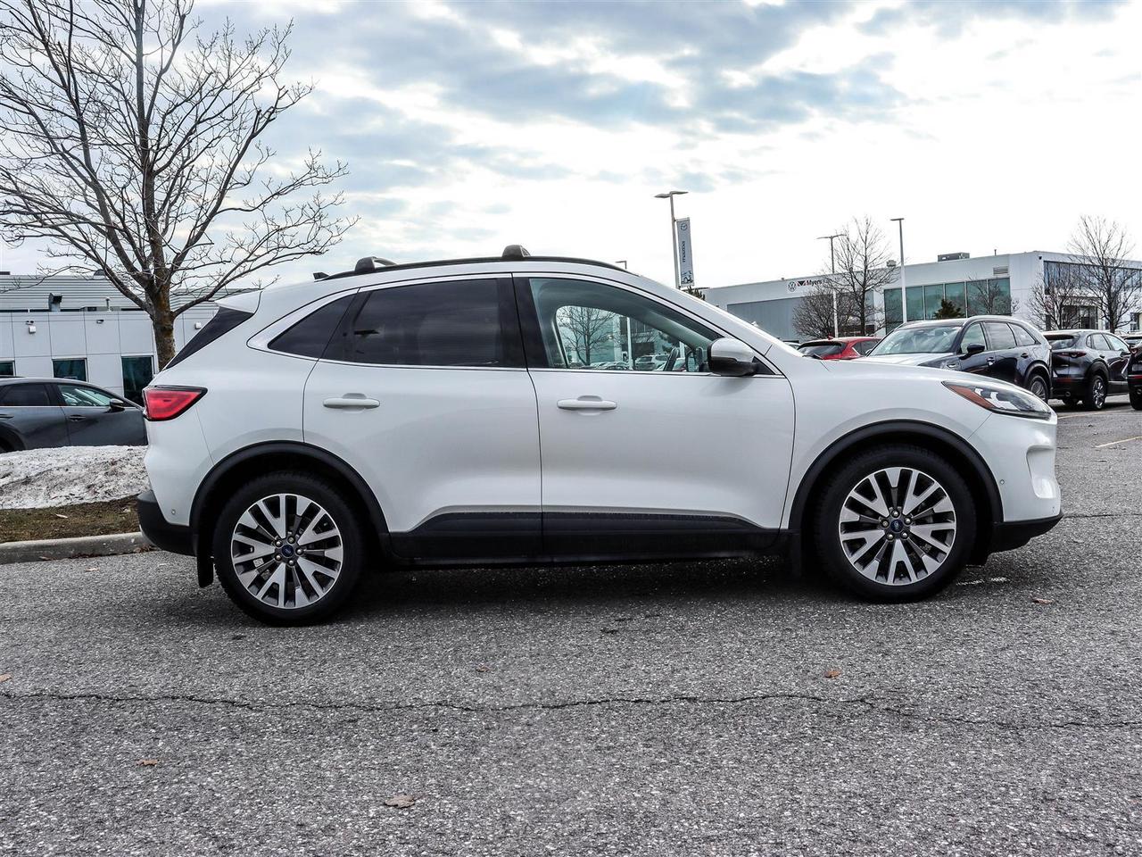 2020 Ford Escape Titanium Hybrid 4dr Front-Wheel Drive Photo2