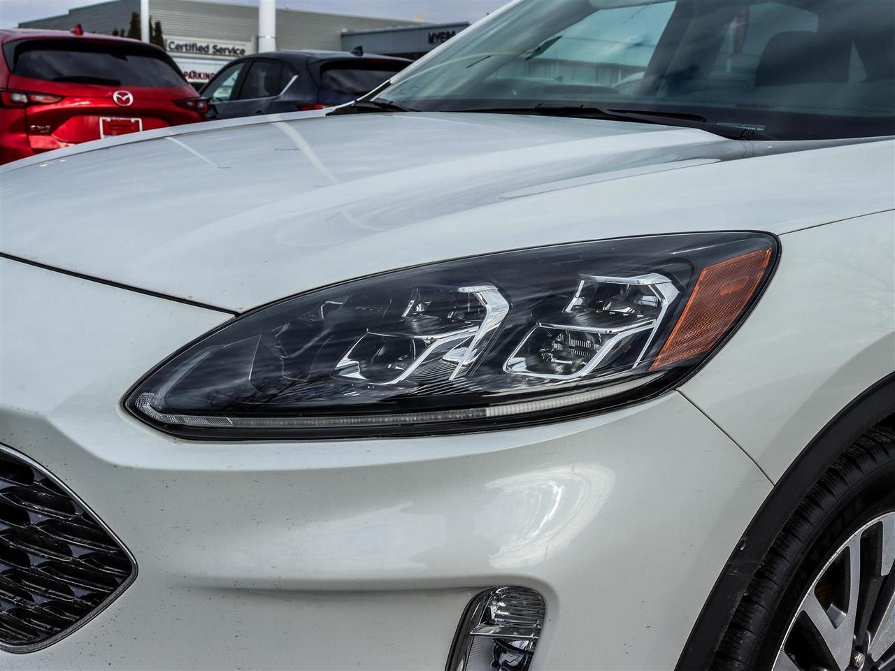 2020 Ford Escape Titanium Hybrid 4dr Front-Wheel Drive Photo