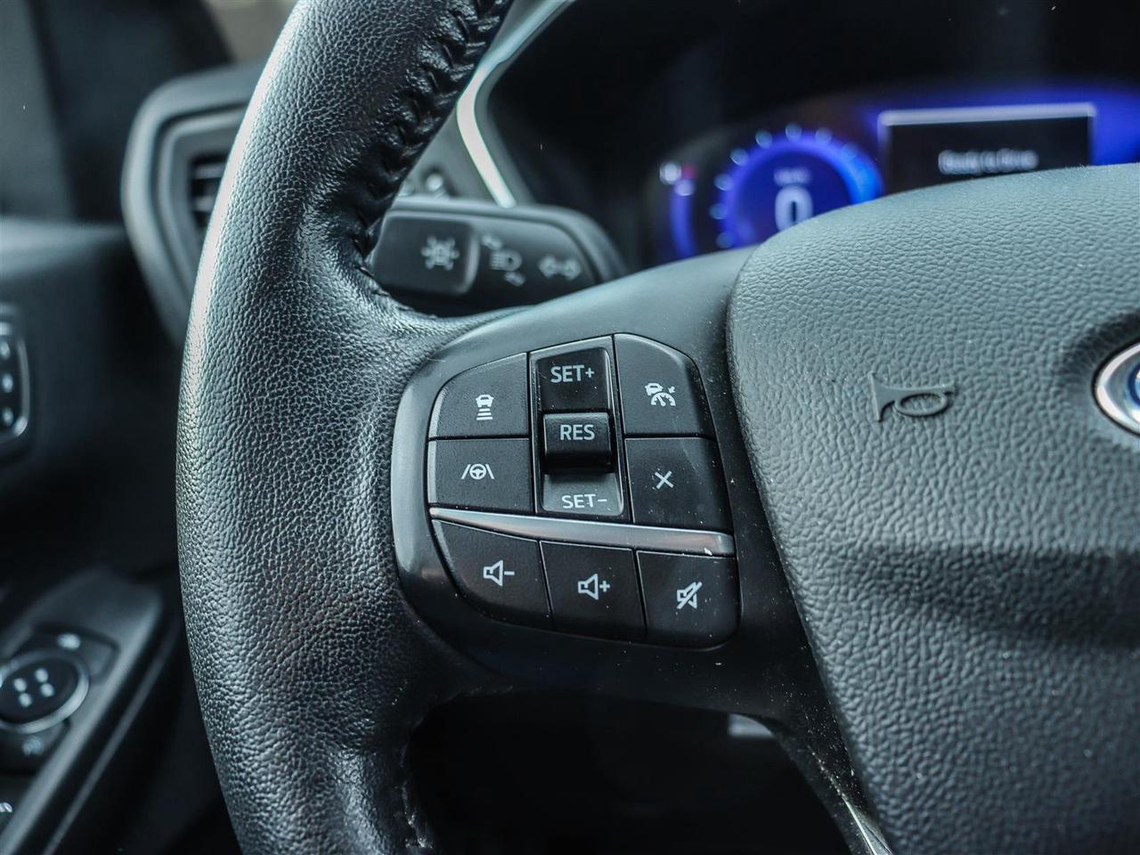 2020 Ford Escape Titanium Hybrid 4dr Front-Wheel Drive Photo