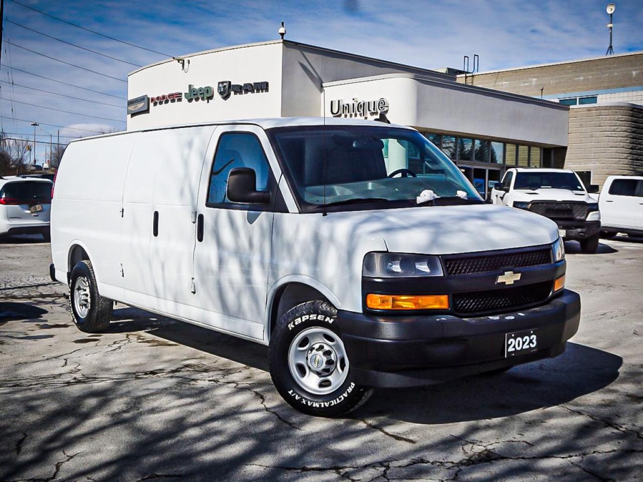 2023 Chevrolet Express  Photo