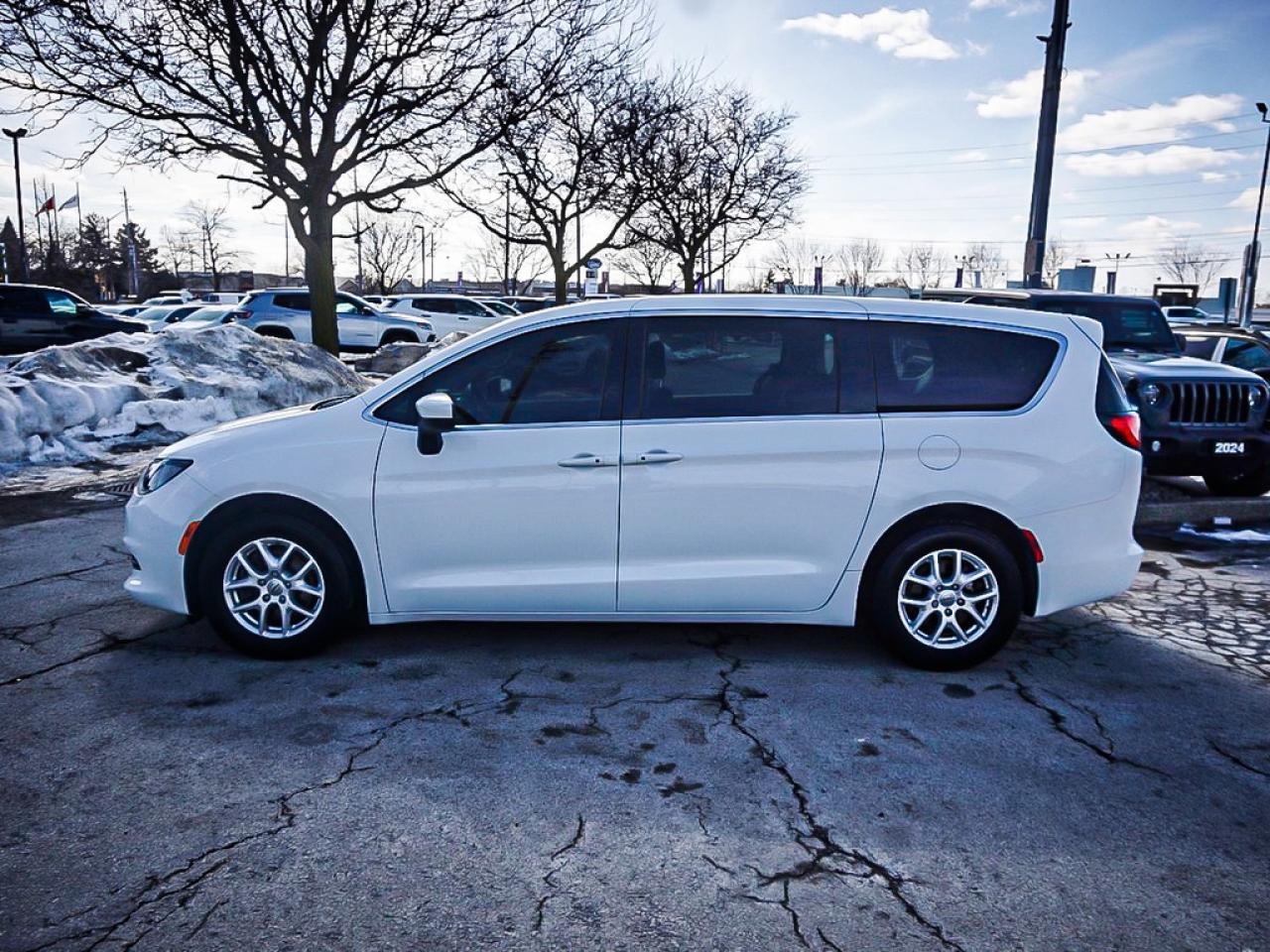 2022 Chrysler Grand Caravan  Photo