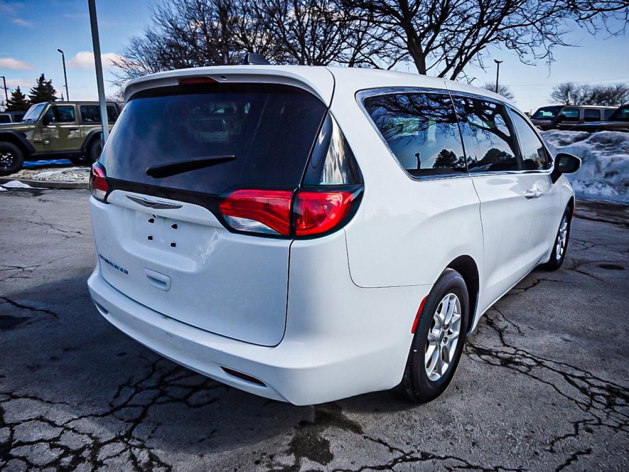 2022 Chrysler Grand Caravan  Photo