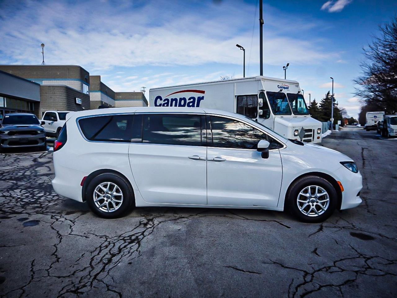 2022 Chrysler Grand Caravan  Photo