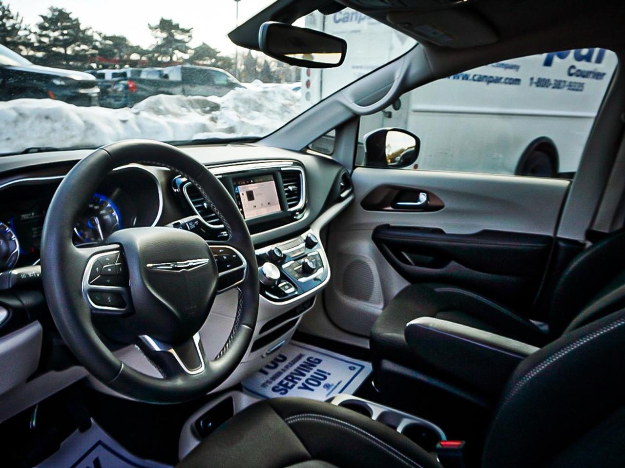 2022 Chrysler Grand Caravan  Photo