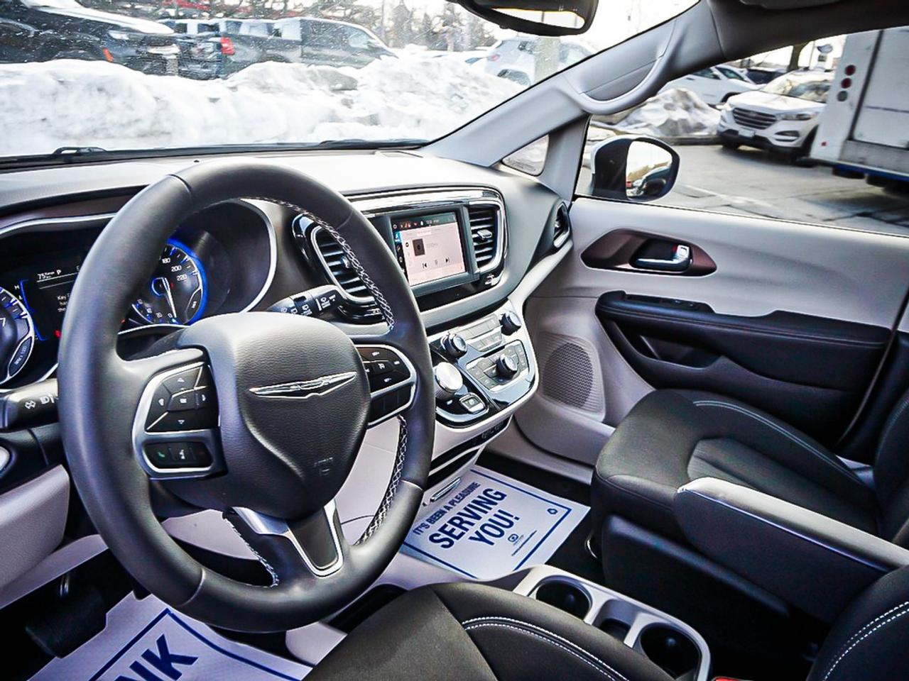 2022 Chrysler Grand Caravan  Photo