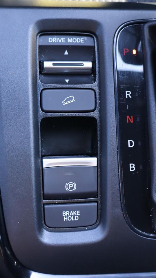 2024 Honda CR-V Hybrid EX-L 4dr All-Wheel Drive Photo