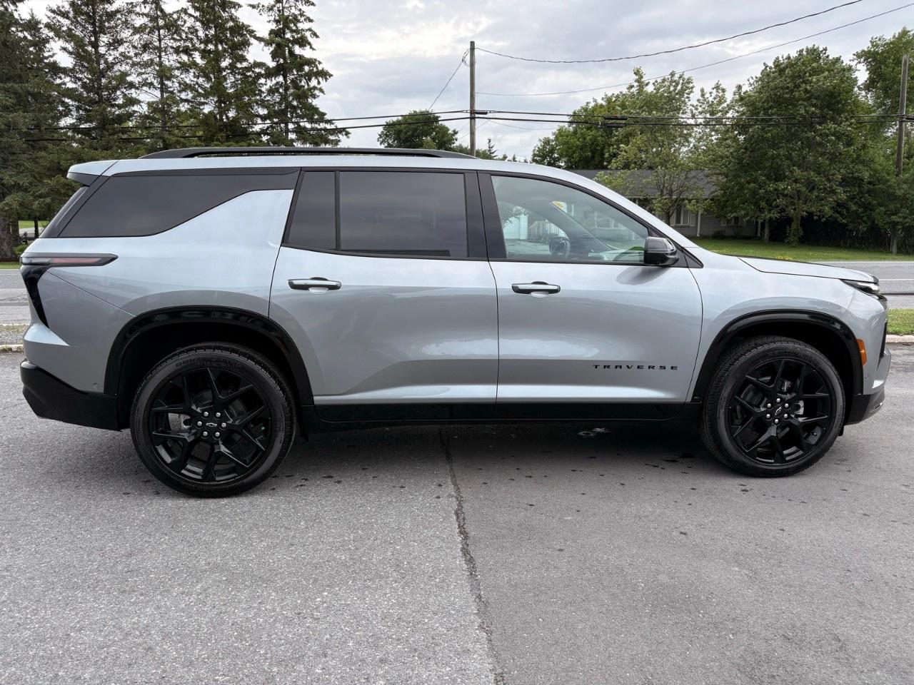 2026 Chevrolet Traverse AWD 4dr RS Photo