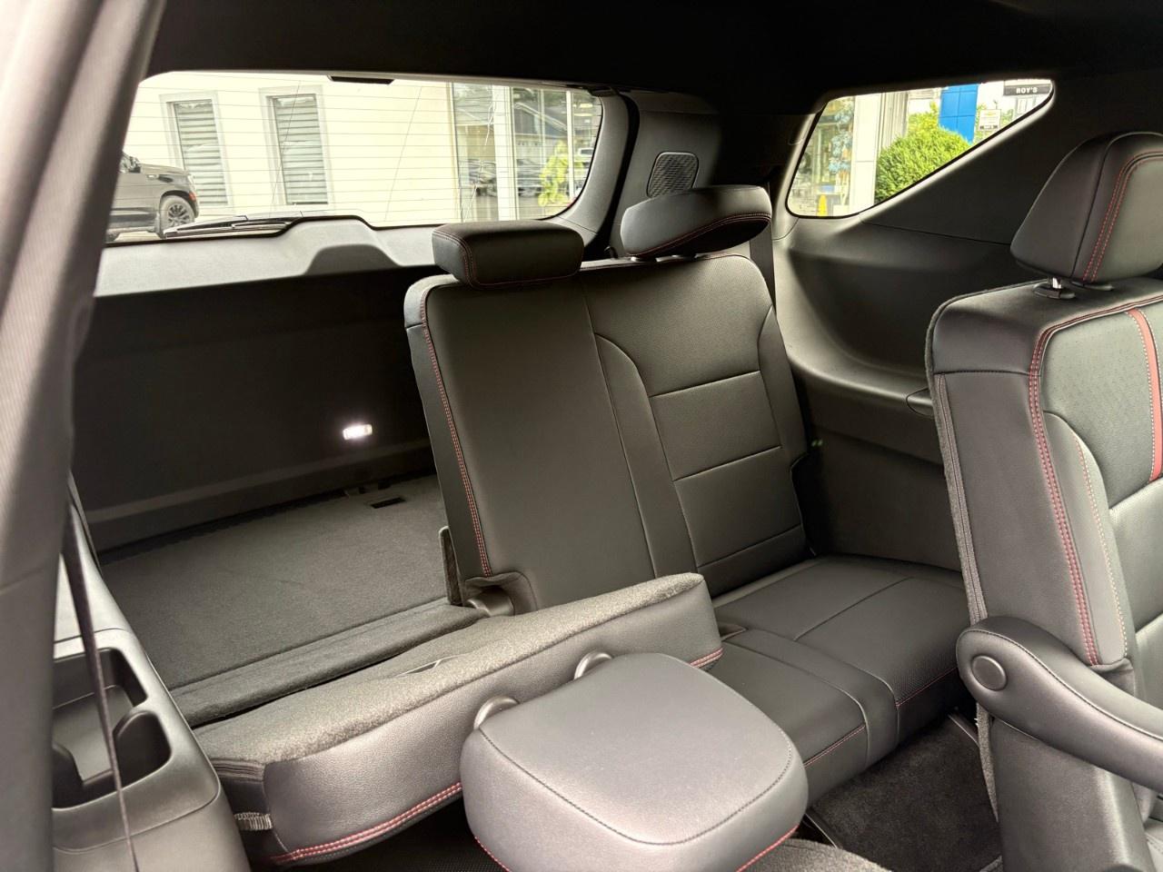 2026 Chevrolet Traverse AWD 4dr RS Photo