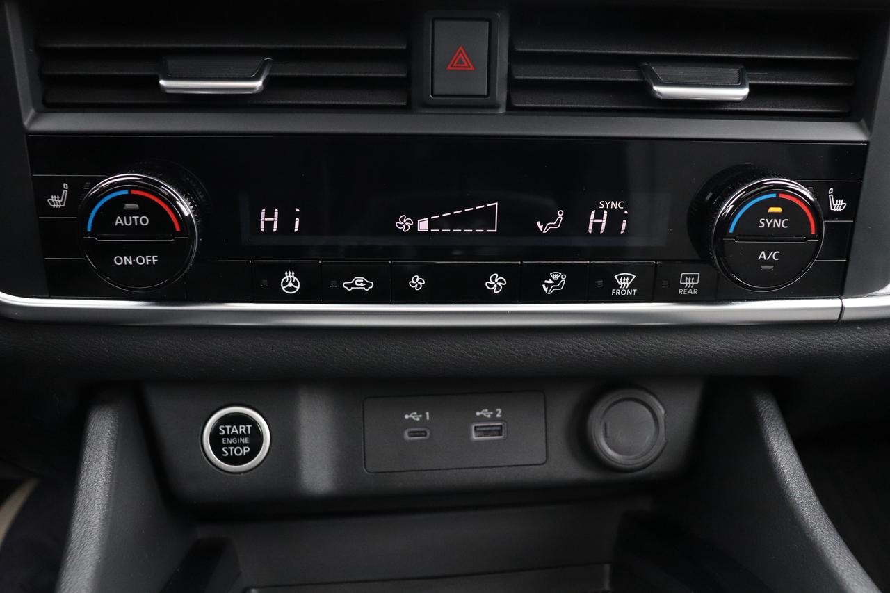 2023 Nissan Rogue SV AWD NO ACCIDENTS CARPLAY REMOTE START B-SPOT Photo