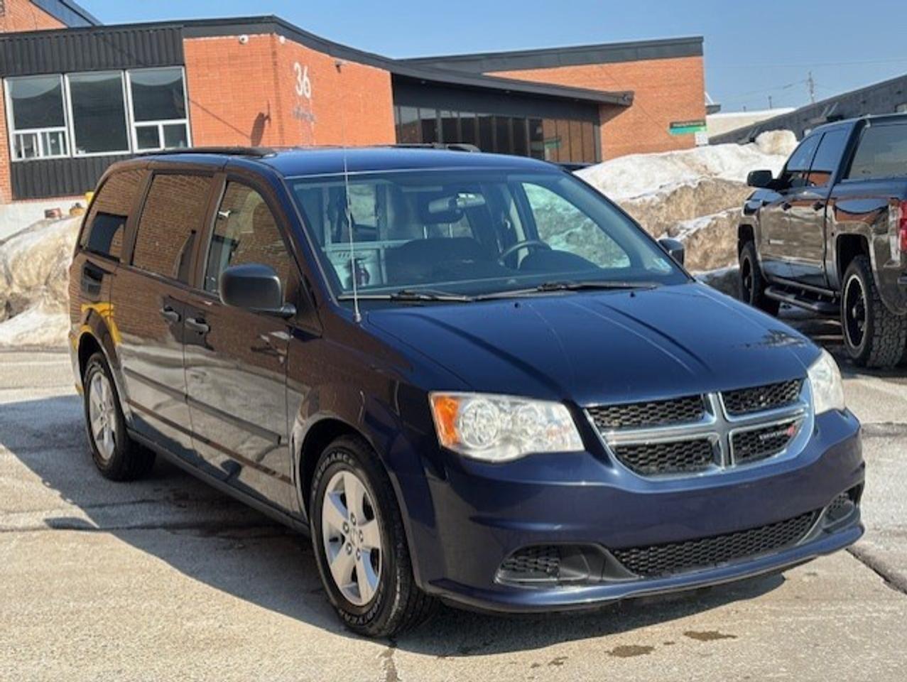 2014 Dodge Grand Caravan SE *CARGO-ONLY 87,000KM-1 OWNER-DIVIDER-CERTIFIED* Photo