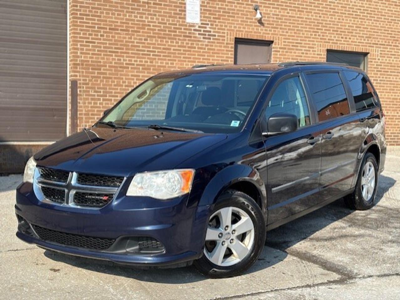 2014 Dodge Grand Caravan Cargo SE *CARGO-ONLY 87,000KM-1 OWNER-DIVIDER-CERTIFIED* Photo