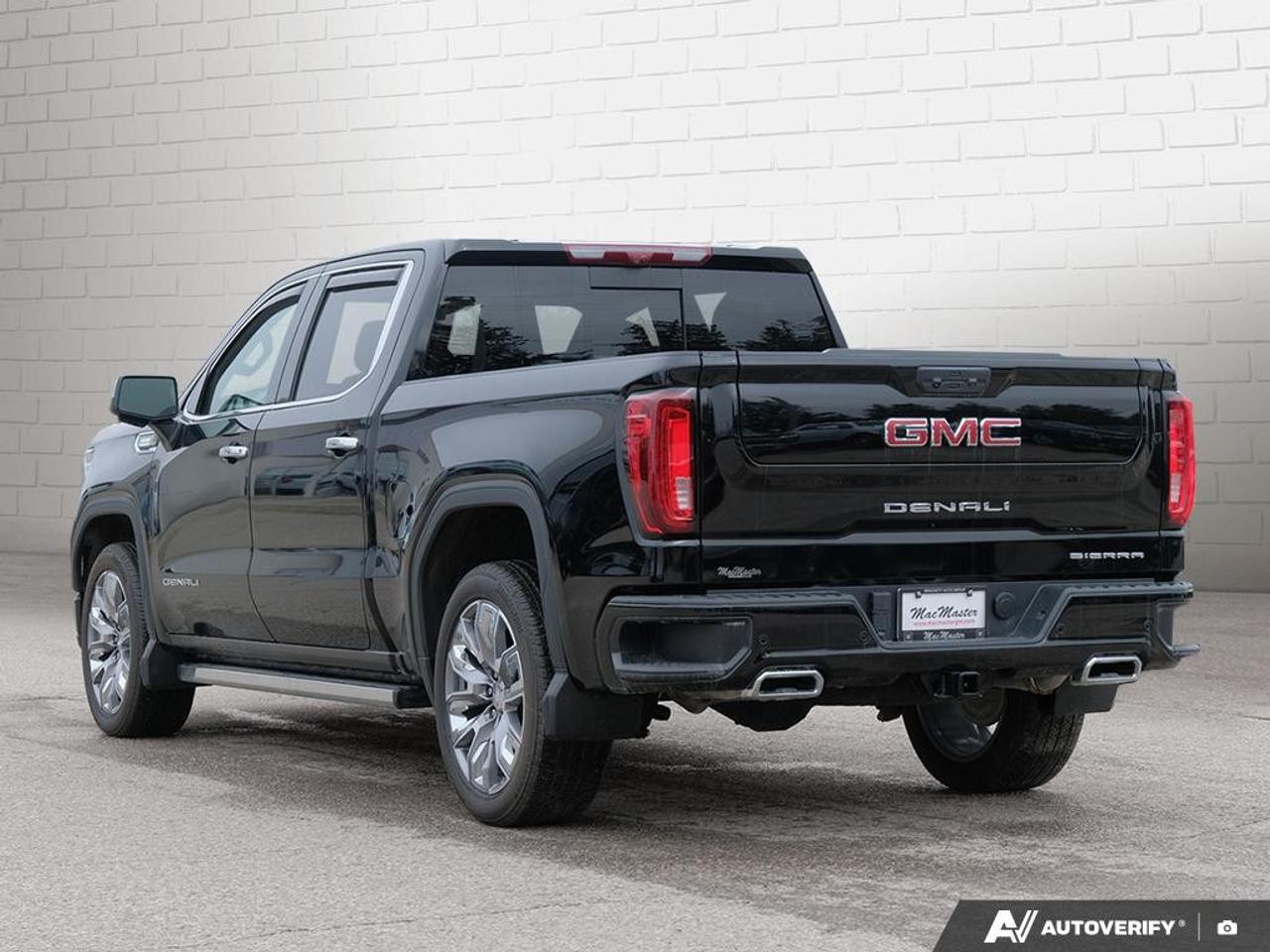 2025 GMC Sierra 1500 Crew Cab Short Box 4-Wheel Drive Denali Photo2