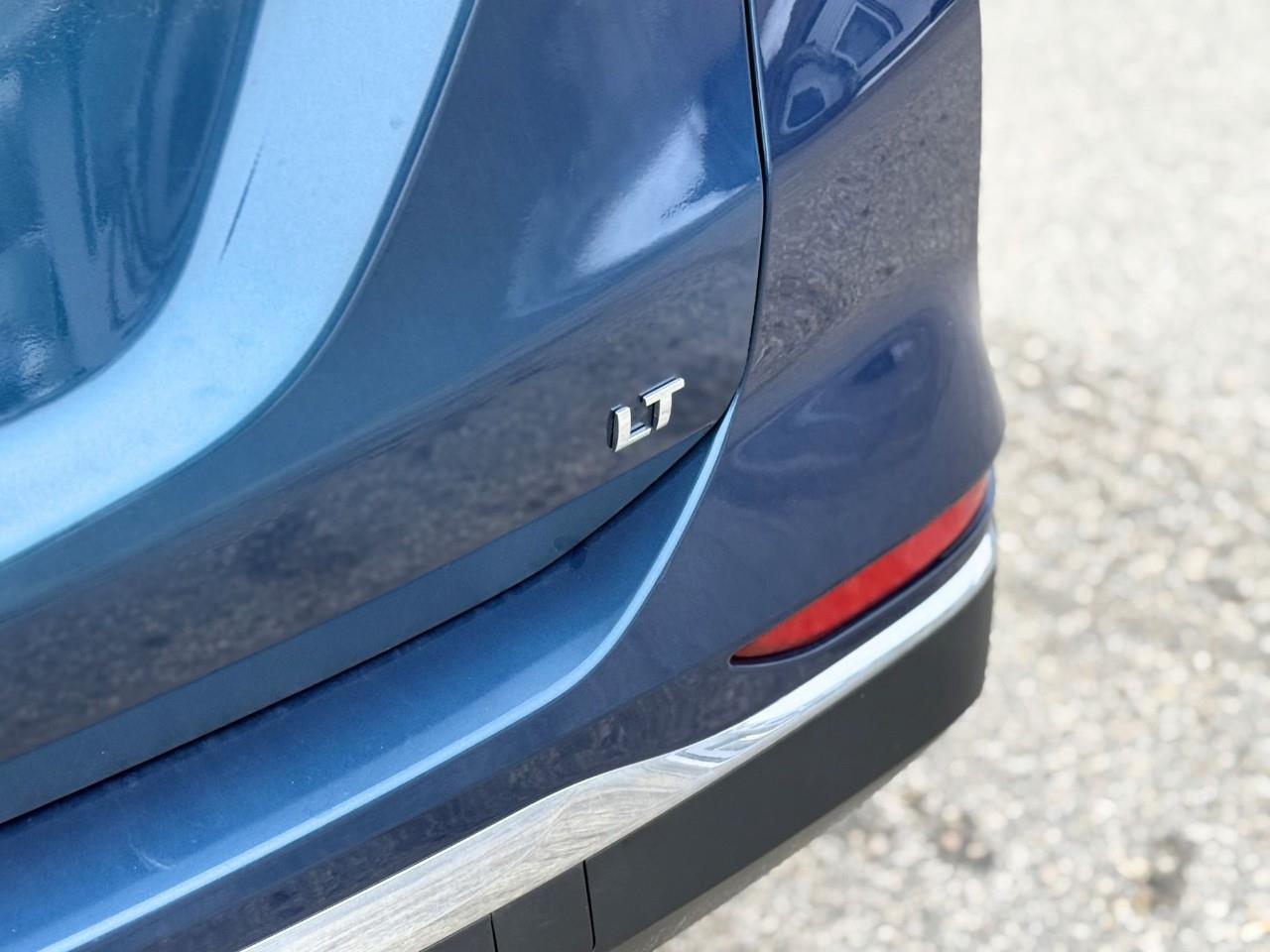 2020 Chevrolet Equinox LT w/1LT Front-Wheel Drive Photo4