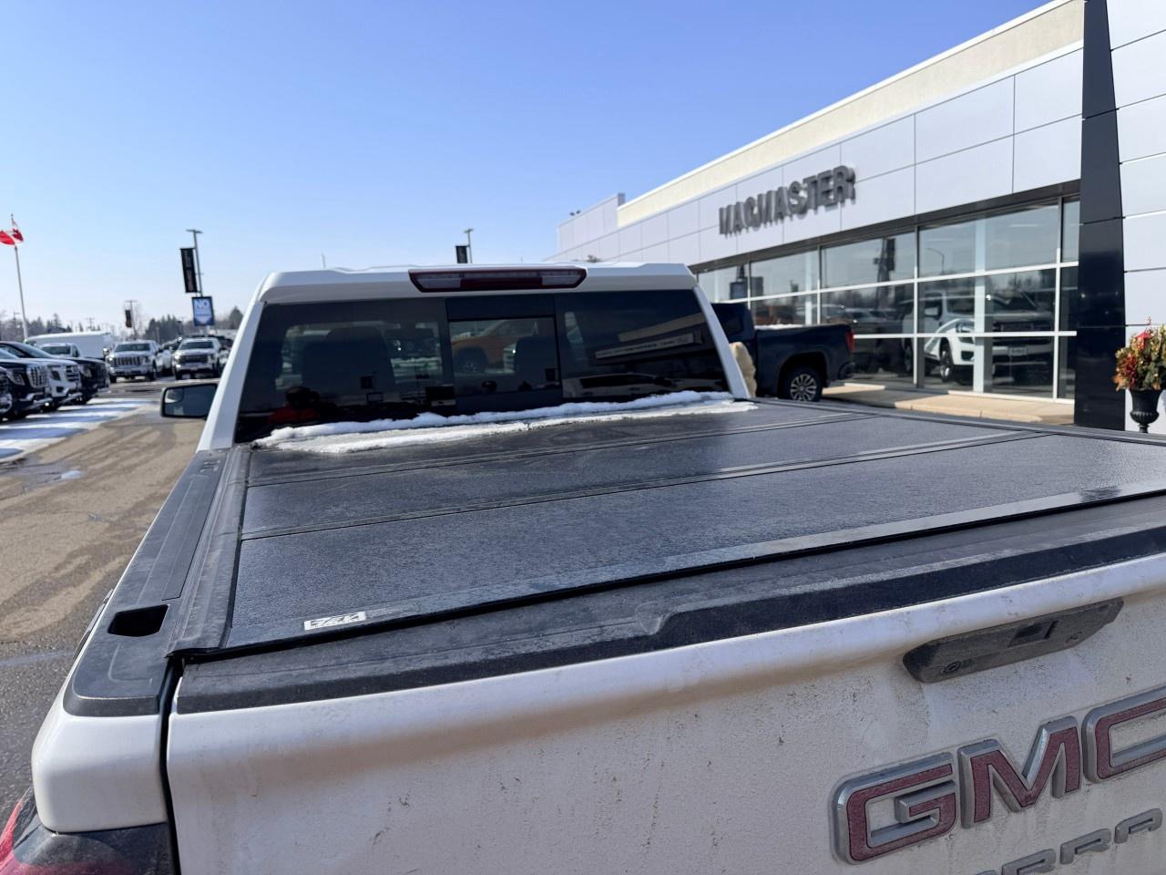 2019 GMC Sierra 1500 Crew Cab Short Box 4-Wheel Drive SLE Photo