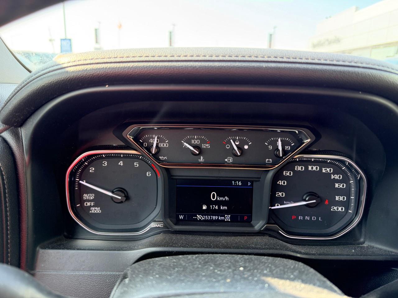 2019 GMC Sierra 1500 Crew Cab Short Box 4-Wheel Drive SLE Photo