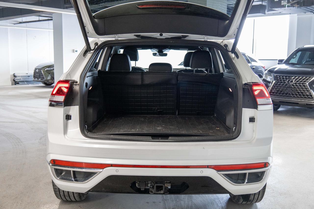 2023 Volkswagen Atlas Cross Sport Execline 3.6 Safety Certified Welcome Trades Photo