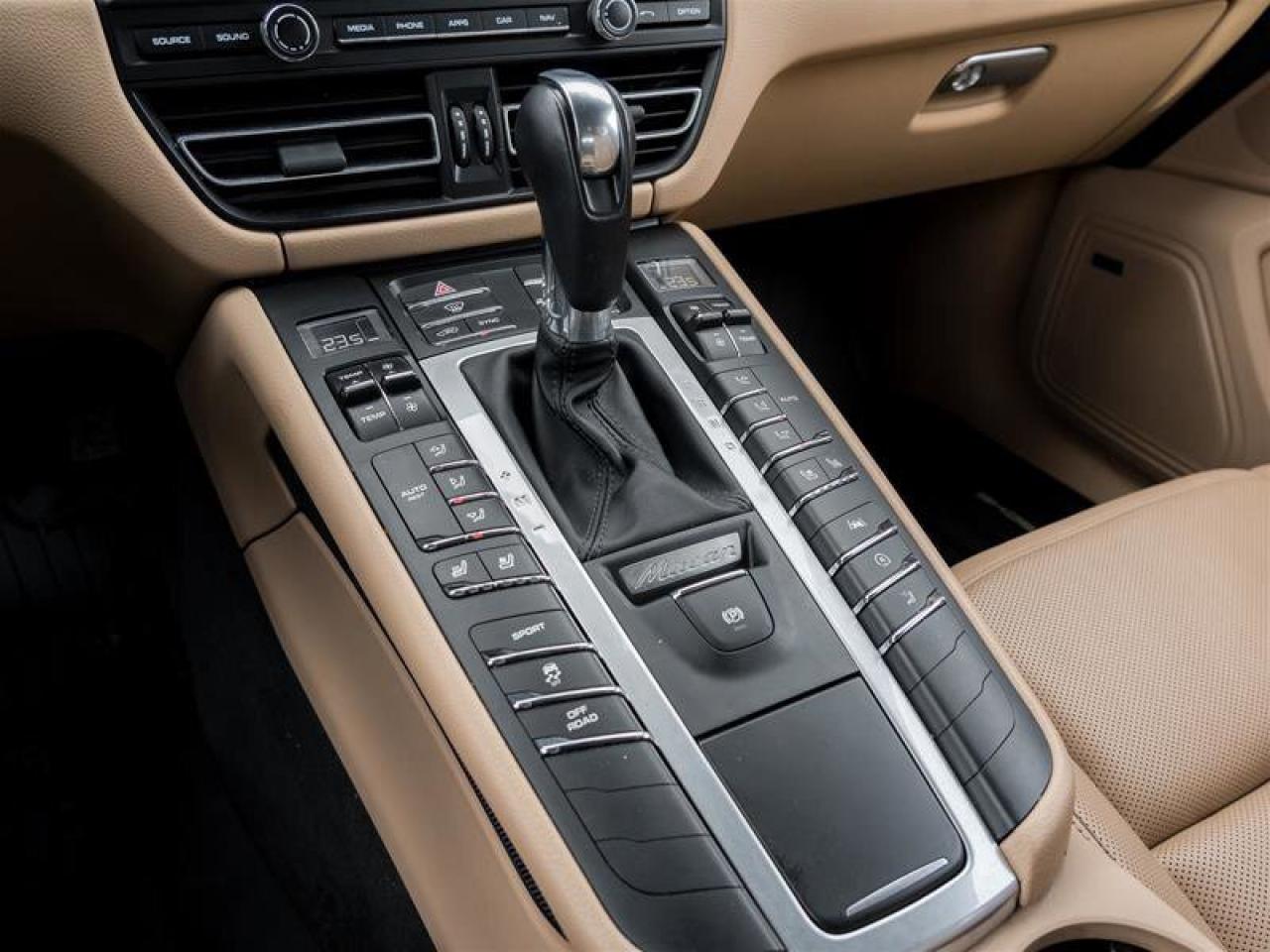 2020 Porsche Macan AWD CPO Surround View Thermally & Noise Insulated Photo