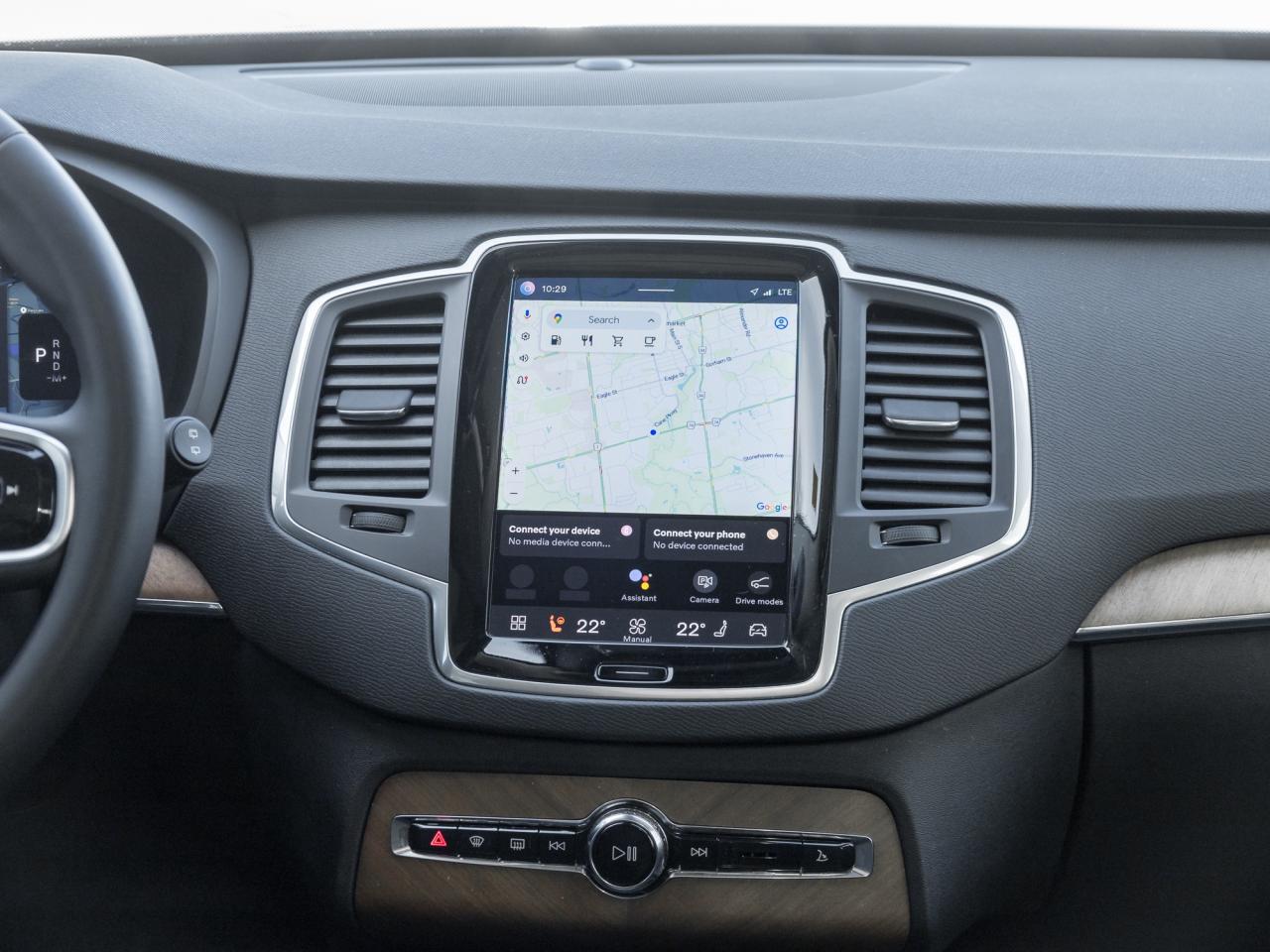 2024 Volvo XC90 B6 AWD 7-Seater  OFF LEASE  LOW MILEAGE  LIKE NEW Photo